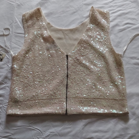 Blouse - Picture 2 of 6